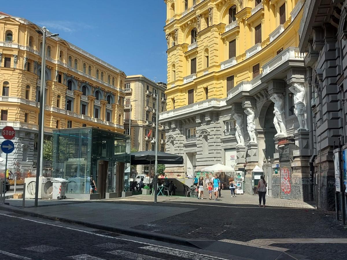 La Stanza Grande Della Luna D'Irene Napoli Eksteriør bilde