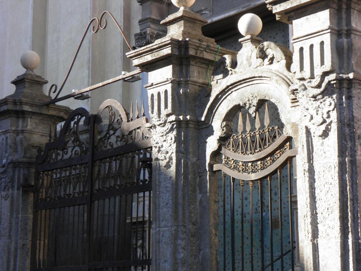 La Stanza Grande Della Luna D'Irene Napoli Eksteriør bilde
